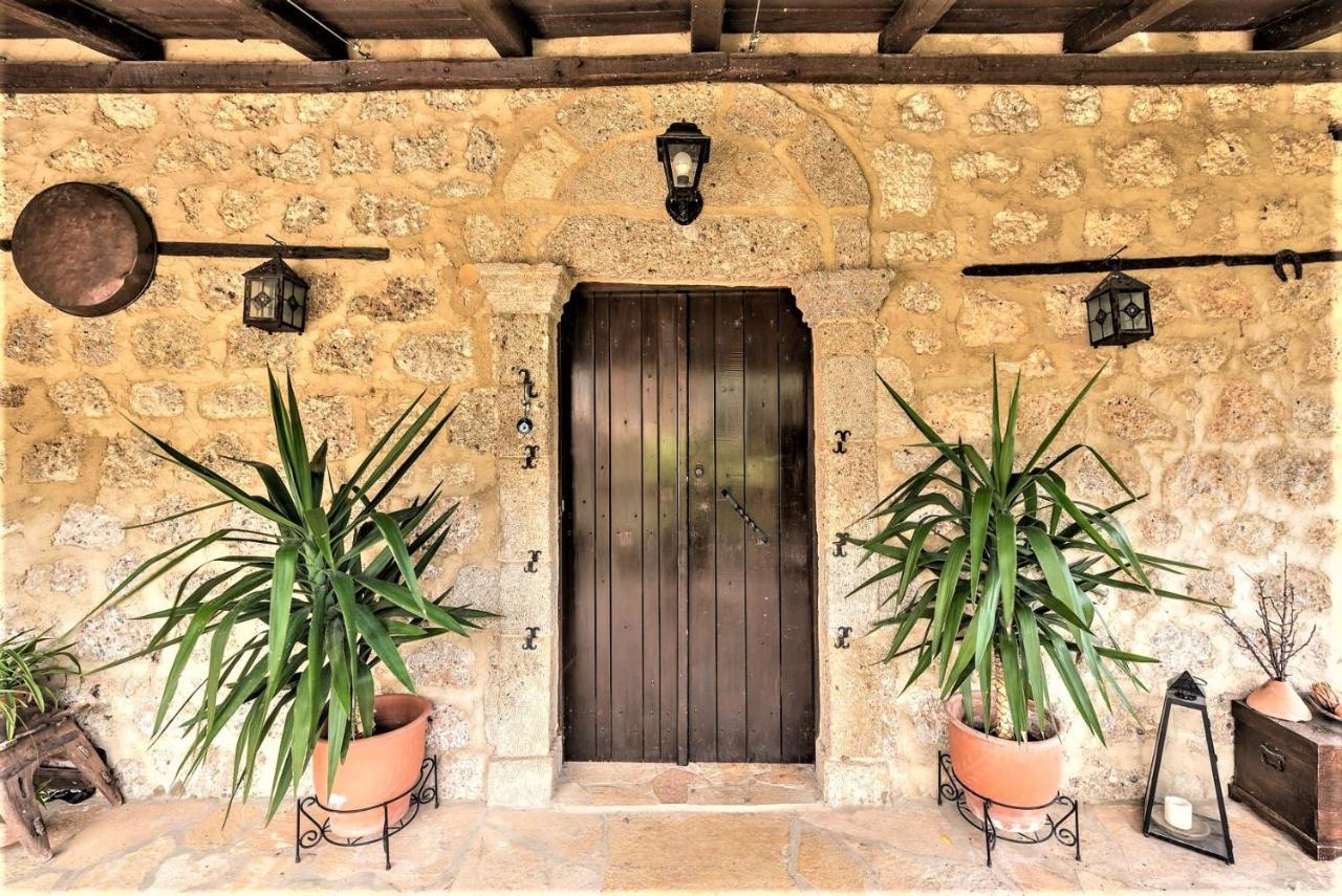Ampelos Estate أكراتا المظهر الخارجي الصورة